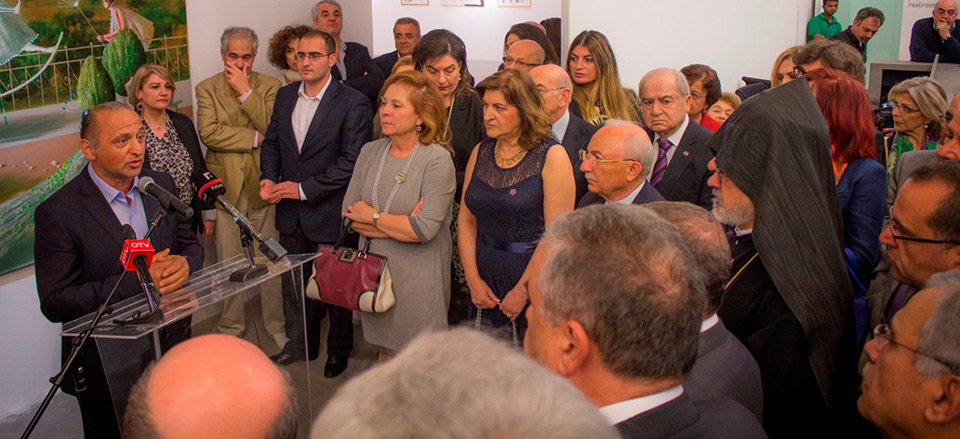 Yuroz speaking at opening night of Rebirth of a Nation exhibition in Beirut